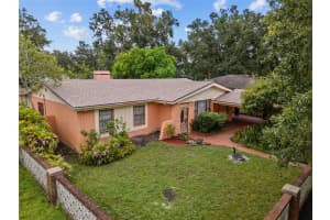 3220 LANCASTER LANE, TAMPA, FL 33619 - MLS#MFRTB8419142