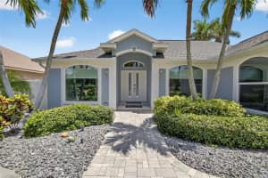 912 LANDMARK CIRCLE, ST PETERSBURG, FL 33715 - MLS#MFRTB8419219
