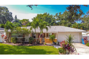 2608 10th Ave Sw, LARGO