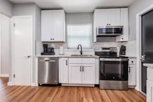 824 GOLDEN RULE COURT, LAKELAND, FL 33803 Sold 10/16/25