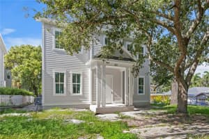 801 9th Ave S, ST PETERSBURG