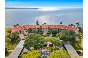 7540 Sunshine Skyway Ln S #221, ST PETERSBURG
