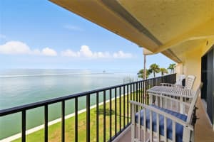 7540 SUNSHINE SKYWAY LANE, ST PETERSBURG, FL 33712 Sold 10/23/25