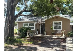 6702 S Kissimmee St, TAMPA