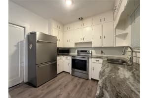 317 3RD ST NE, WINTER HAVEN, FL 33881 - MLS#MFRTB8419473