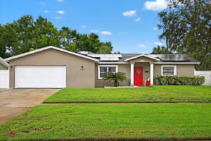 420 LEWIS BOULEVARD, ST PETERSBURG, FL 33705 - MLS#MFRTB8419501