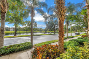 3740 82ND AVENUE CIRCLE, SARASOTA, FL 34243 - MLS#MFRTB8419503