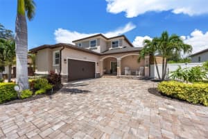 11199 53RD AVENUE, ST PETERSBURG, FL 33708 - MLS#MFRTB8419593
