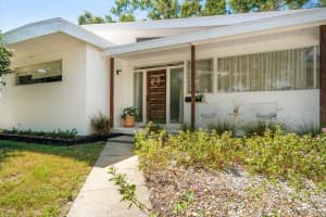 8000 31ST AVENUE, ST PETERSBURG, FL 33710 - MLS#MFRTB8419594