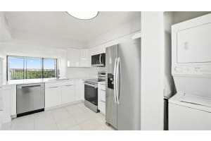 900 COVE CAY DRIVE, CLEARWATER, FL 33760 - MLS#MFRTB8419604