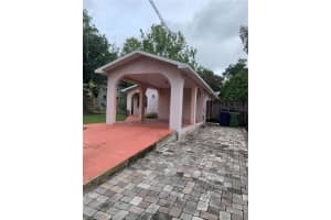 2217 WOODLAWN AVENUE, TAMPA, FL 33607 - MLS#MFRTB8419605