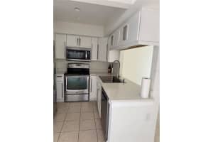 16638 BRIGADOON DRIVE, TAMPA, FL 33618 - MLS#MFRTB8419648