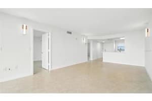 900 COVE CAY DRIVE, CLEARWATER, FL 33760 - MLS#MFRTB8419658