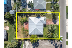 16305 1ST STREET, REDINGTON BEACH, FL 33708 - MLS#MFRTB8419669