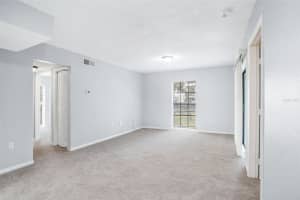 4014 ASHFORD GREEN PLACE, TAMPA, FL 33613 - MLS#MFRTB8419708
