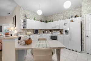2429 NEW HAVEN CIRCLE, SUN CITY CENTER, FL 33573 - MLS#MFRTB8419720