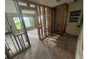 4979 LAKEWOOD DRIVE, DADE CITY, FL 33523 - MLS#MFRTB8419730