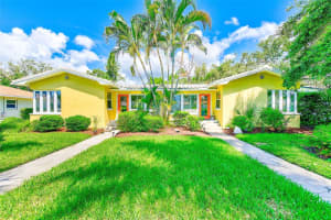240-242 MATEO WAY, ST PETERSBURG, FL 33704 - MLS#MFRTB8419738