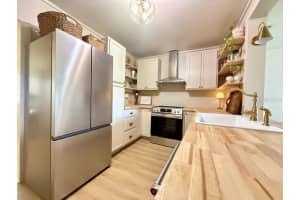 918 7TH AVENUE, LARGO, FL 33770 - MLS#MFRTB8419775