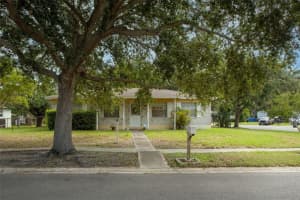 2811 W Pearl Ave, TAMPA