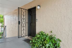 4718 CHRISTA COURT, TAMPA, FL 33614 - MLS#MFRTB8419875