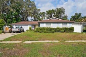 2936 CASTLE OAK AVENUE, ORLANDO, FL 32808 Sold 12/19/25