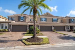 8735 Terracina Lake Dr, TAMPA