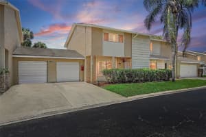 6490 Cape Hatteras Way Ne #4, ST PETERSBURG