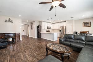 926 OLD WINDSOR WAY, SPRING HILL, FL 34609 Sold 11/19/25