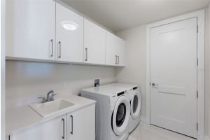 301 1ST STREET, ST PETERSBURG, FL 33701 - MLS#MFRTB8420083