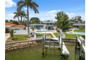 900 79TH STREET, ST PETERSBURG, FL 33707 - MLS#MFRTB8420103