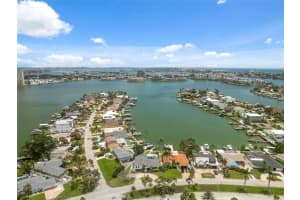 900 79TH STREET, ST PETERSBURG, FL 33707 - MLS#MFRTB8420103