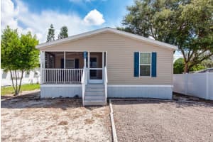 810 Frances Dr, TARPON SPRINGS