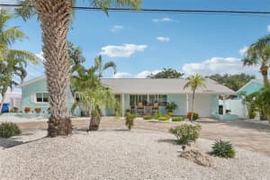 7869 Causeway Blvd S, ST PETERSBURG