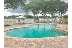 221 LAKE BROOK CIRCLE, BRANDON, FL 33511 - MLS#MFRTB8420230