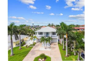 109 15th St, BELLEAIR BEACH