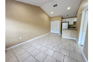 9248 LAKE CHASE ISLAND WAY, TAMPA, FL 33626 - MLS#MFRTB8420286