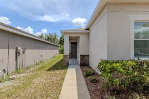 8115 ALAMOSA WOOD AVENUE, RUSKIN, FL 33573 - MLS#MFRTB8420297