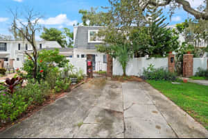 10009 N 53rd St, TEMPLE TERRACE