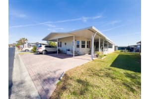 3020 Moss Hill St, WESLEY CHAPEL