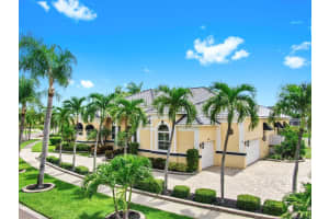 914 CAPRICCIO LANE, APOLLO BEACH, FL 33572 - MLS#MFRTB8420372