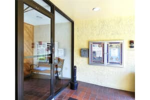 13602 VILLAGE DRIVE, TAMPA, FL 33618 - MLS#MFRTB8420400