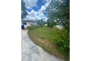 10626 25TH STREET, TAMPA, FL 33612 Sold 10/13/25