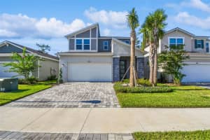 31854 ASBURY AVENUE, WESLEY CHAPEL, FL 33545 - MLS#MFRTB8420481