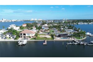 2000 DOLPHIN BOULEVARD, ST PETERSBURG, FL 33707 - MLS#MFRTB8420525