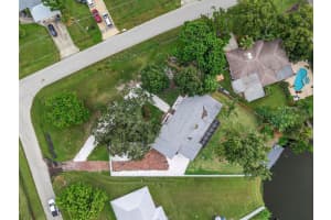 4422 LAKE DRIVE, SARASOTA, FL 34232 - MLS#MFRTB8420552