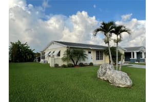 4406 FLORAMAR TERRACE, NEW PORT RICHEY, FL 34652 - MLS#MFRTB8420576