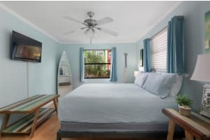 2109 GULF BOULEVARD, INDIAN ROCKS BEACH, FL 33785 Sold 09/23/25