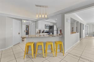 2807 COUNTRY CLUB BOULEVARD, CAPE CORAL, FL 33904 - MLS#MFRTB8420594