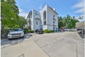 2314 S Clewis Ct #206, TAMPA
